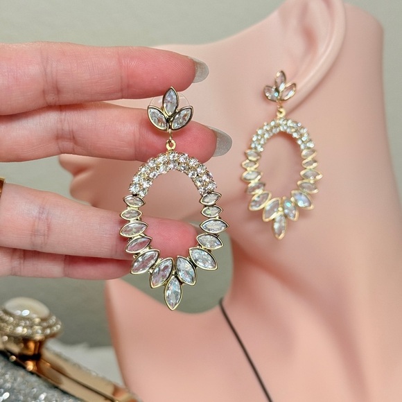 Elegant Gold and Silver Leaf Earrings - Picture 6 of 6